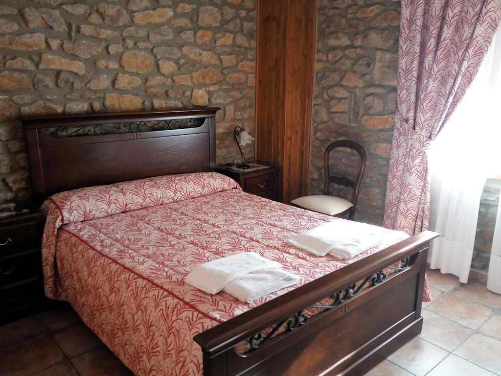 Hotel Rural La Piedra Arija Екстер'єр фото